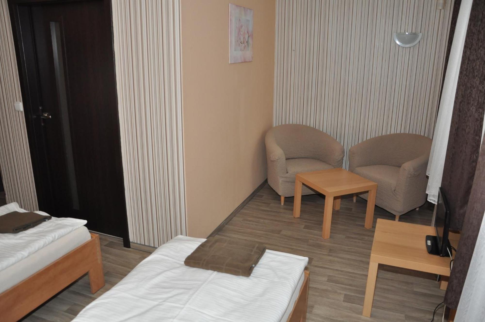 Almond Hotel Teplice Bagian luar foto
