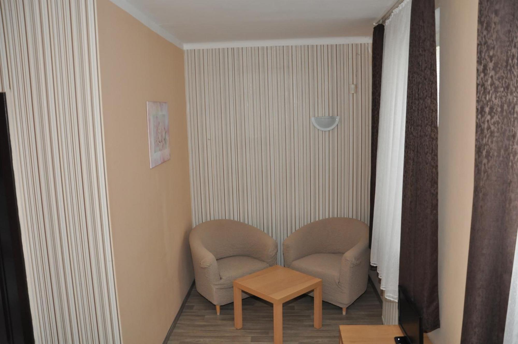 Almond Hotel Teplice Bagian luar foto